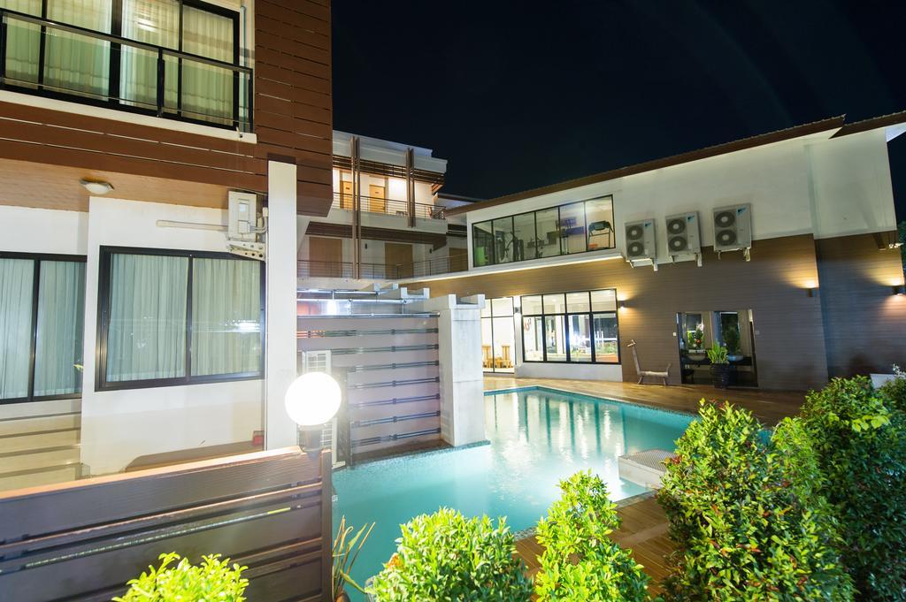 Mamaison Hotel Buriram Esterno foto