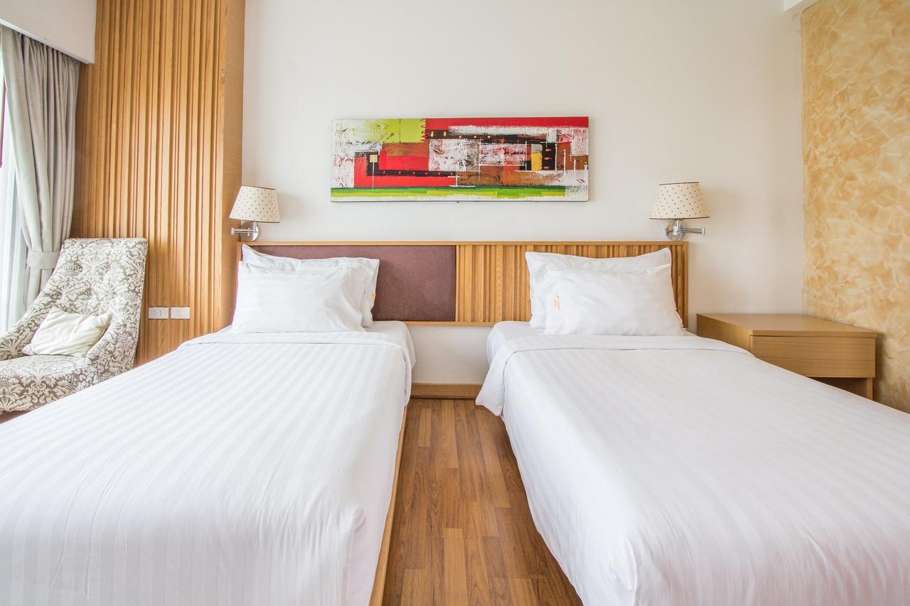 Mamaison Hotel Buriram Esterno foto