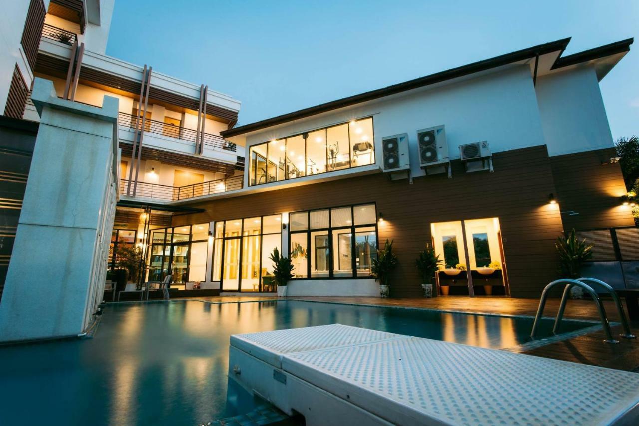 Mamaison Hotel Buriram Esterno foto